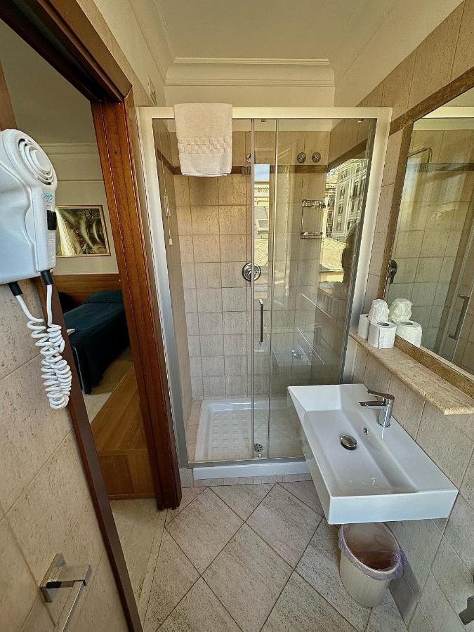 Double or Twin Room,1391752385:JPEG